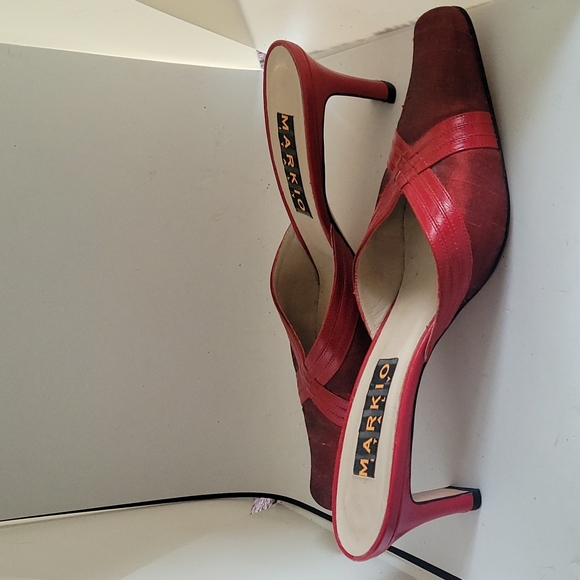 Red Silk & Leather Markio Italy heels - Picture 2 of 7